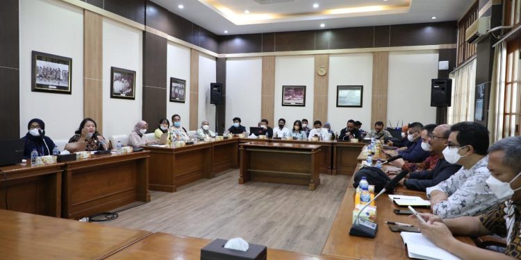 Visitasi PPID Kemensetneg ke PPID UGM dalam Tata Kelola Pemerintahan Yang Baik