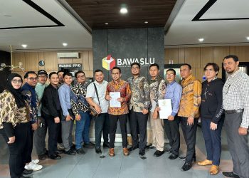 Puluhan Advokat Somasi Bawaslu RI Karena Diskriminatif Tangani Pengaduan