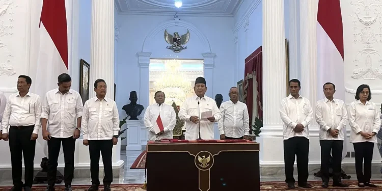 Sejumlah menko di kabinet Presiden Prabowo meminta tambahan anggaran untuk mendukung program prioritas dan menjalankan program kementerian.