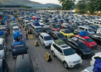 penggunaan kartu E-Toll yang berbeda saat masuk dan keluar tol bisa mengakibatkan tarif lebih mahal atau bahkan denda tambahan.